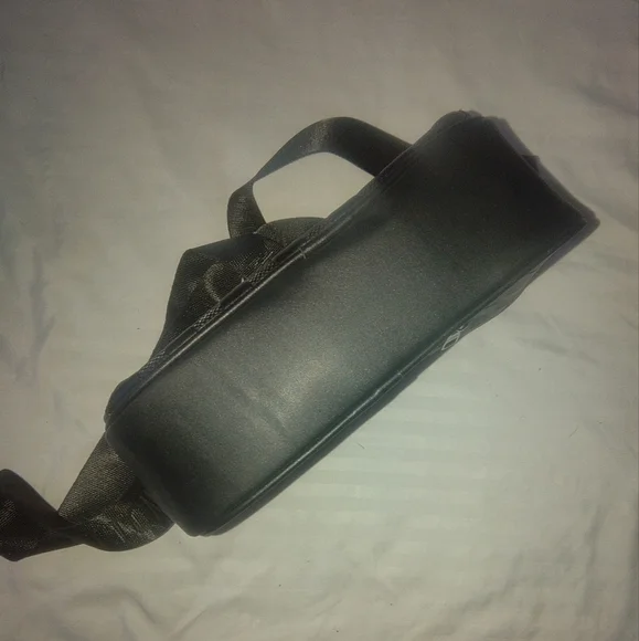 Stylish Black LV monogram unisex crossbody Bag - Picture 3 of 5